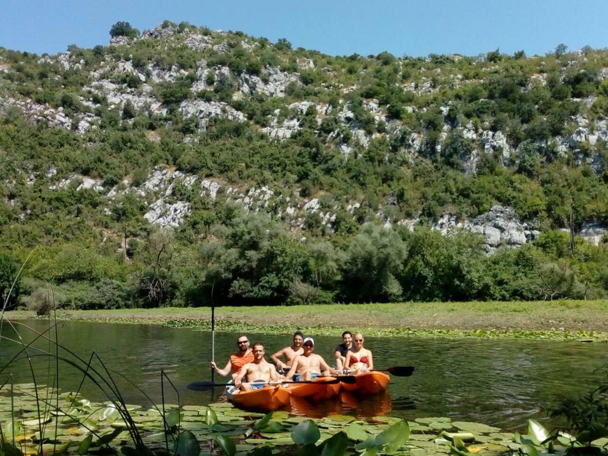 Balabani Local Stay Golubovci Kültér fotó